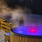 Lk Lapsze Z Prywatna Balia I Sauna 木屋 *
